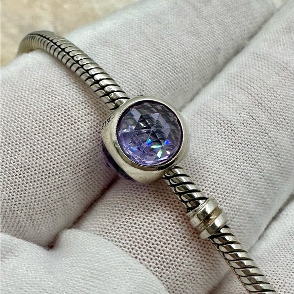 EUC Pandora 792095LCZ Sterling Silver Lavender Zirconia Radiant Droplet Charm - Picture 8 of 11